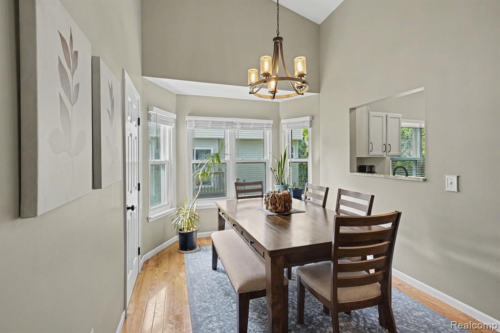 524 Mill Pond Drive, Fenton, MI 48430 — Photo 12