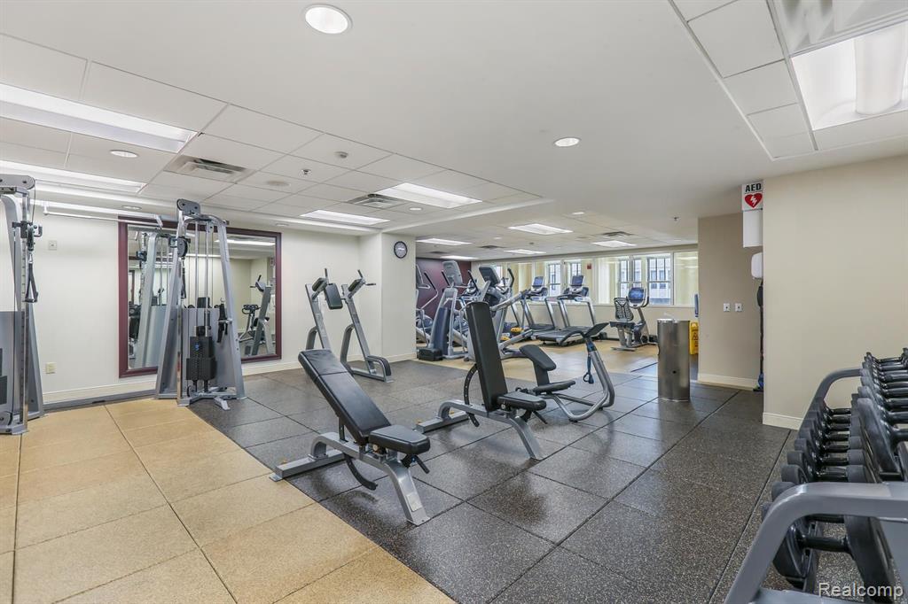 525 W Lafayette Boulevard, 14D, Detroit, MI 48226 — Photo 42