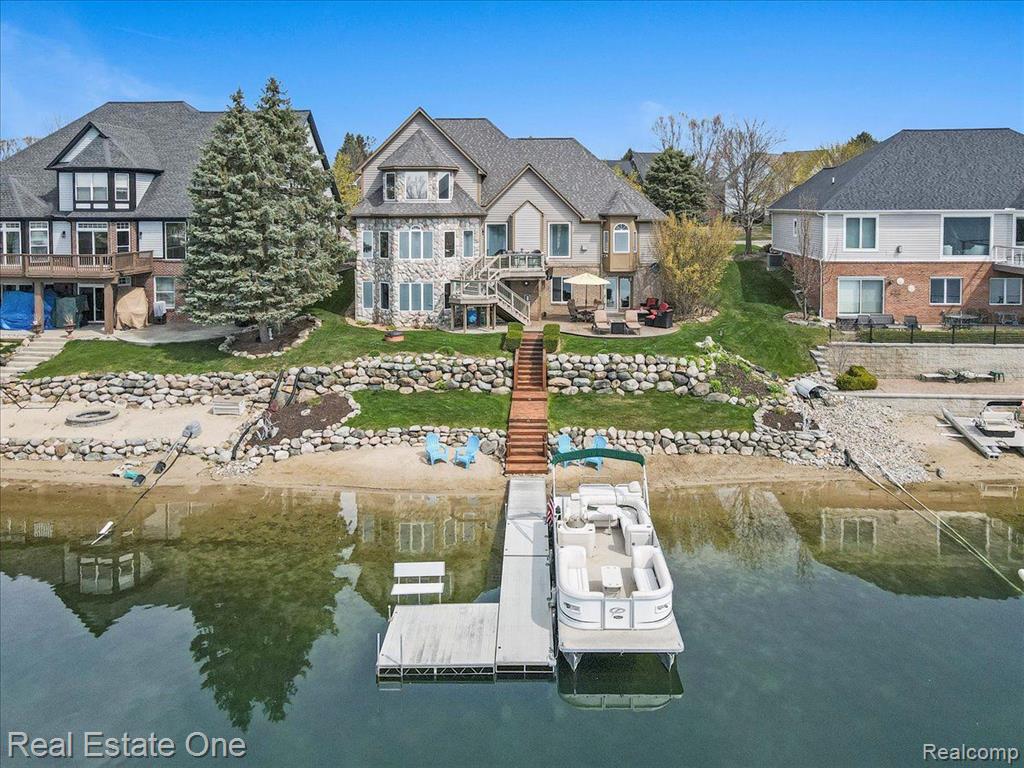 566 BAY POINTE Drive, Oxford, MI 48371 — Photo 67