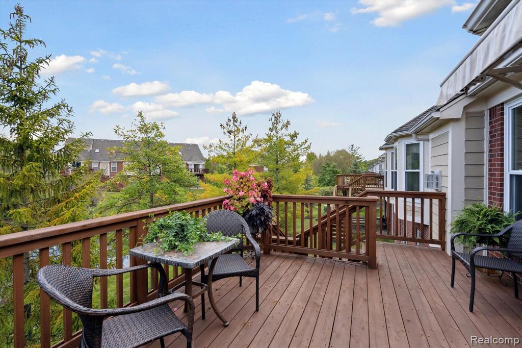 40627 LENOX PARK Drive, Novi, MI 48377 — Photo 21