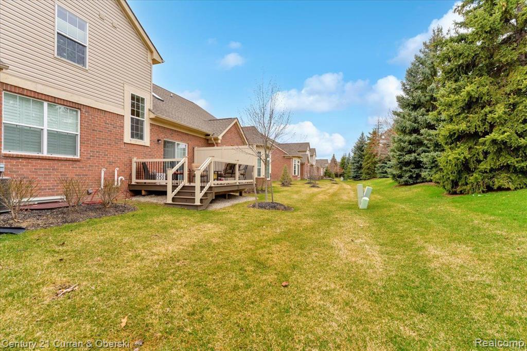48442 EASTBRIDGE Drive, Canton, MI 48188 — Photo 34