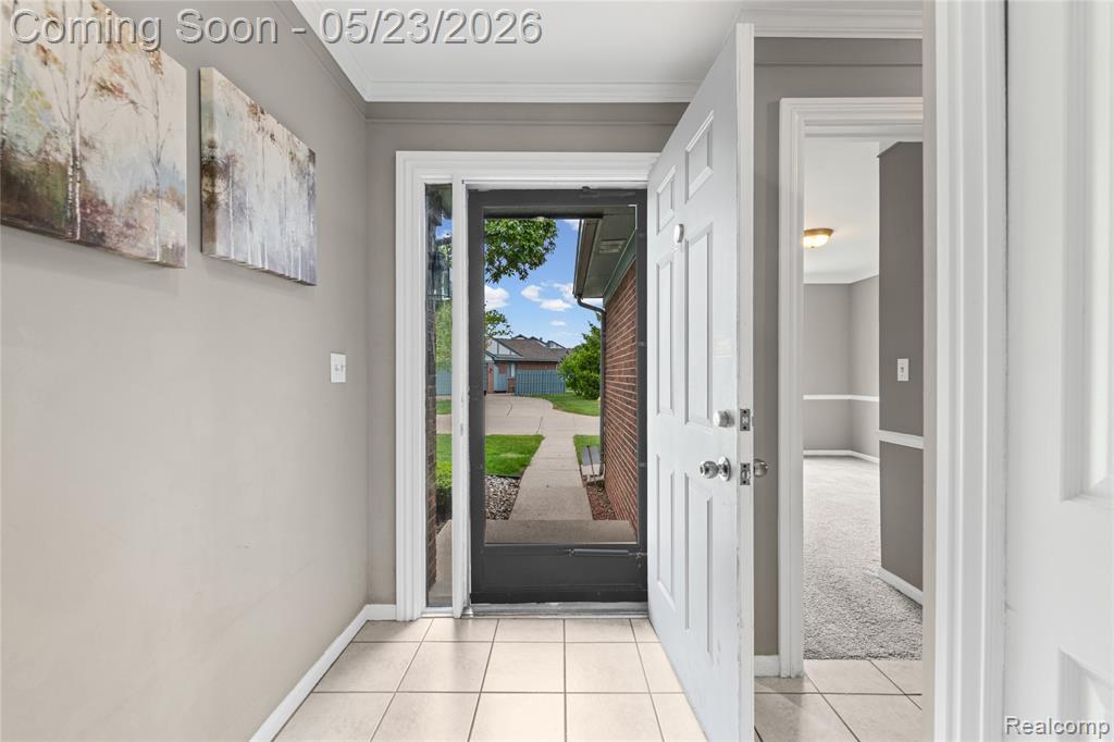 45511 Dover Drive, Macomb, MI 48044 — Photo 5