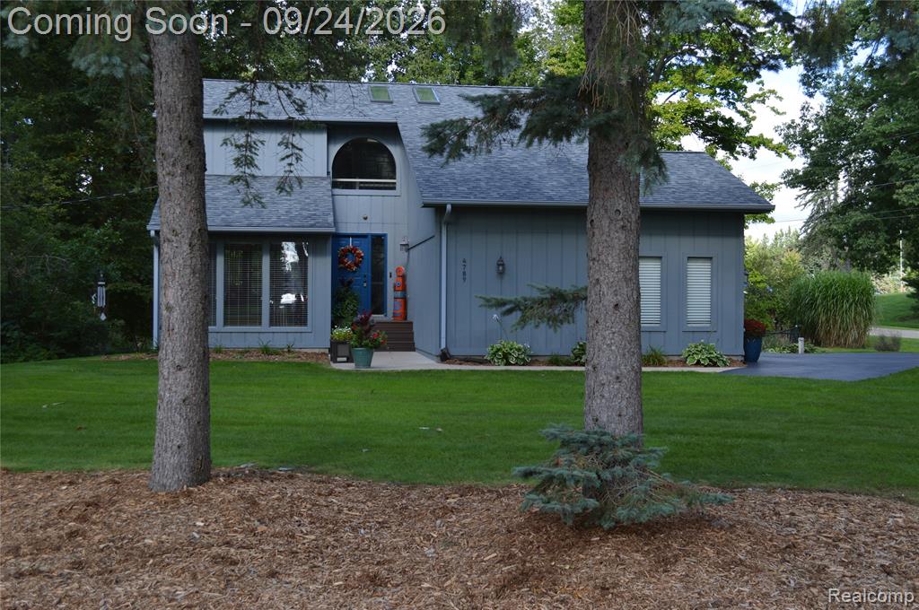 4789 Curtis Lane, Clarkston, MI
