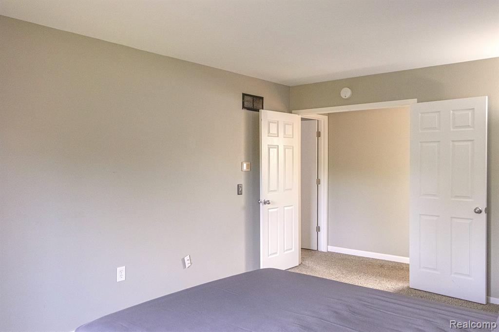 726 HAMILTON, Rochester Hills, MI 48307 — Photo 28