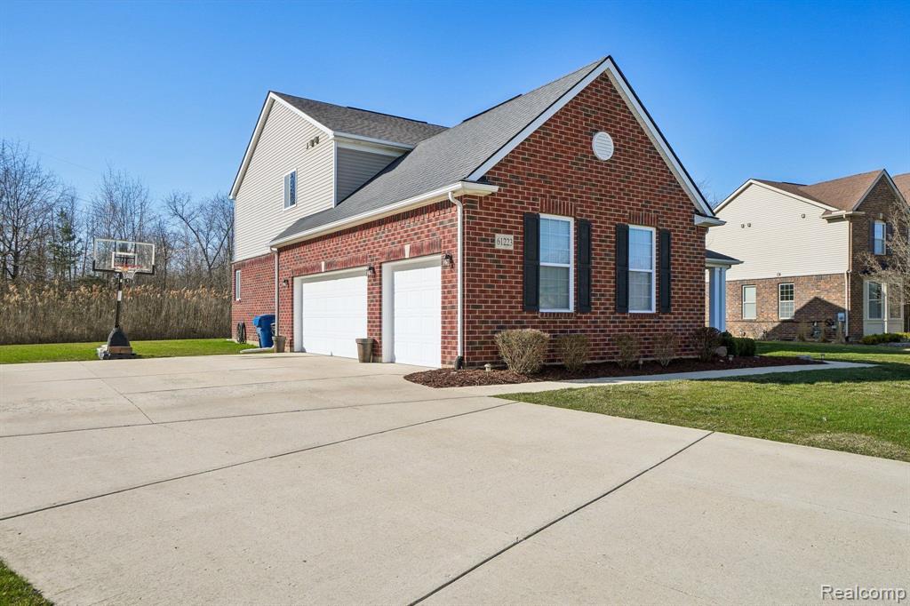 61223 BURNINGWOOD Drive, Washington, MI — Photo 3