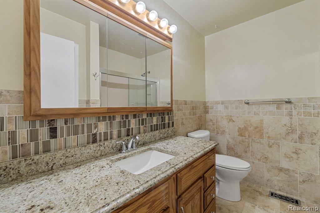 8400 Oak Shade Court, Davison, MI 48423 — Photo 25
