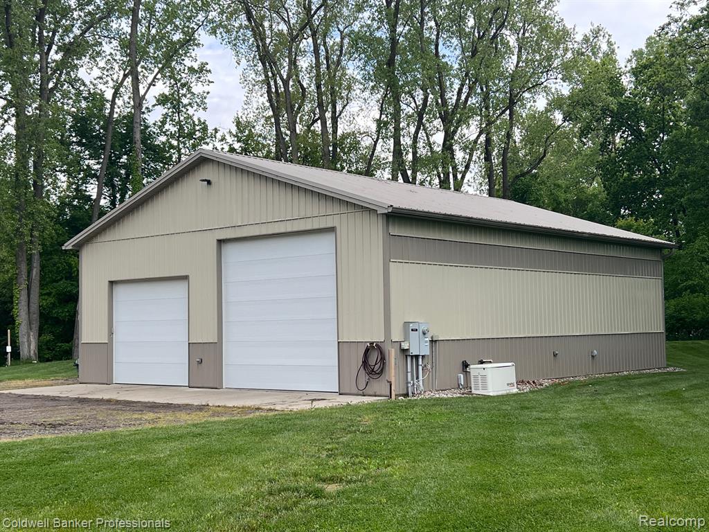 4264 W Benjamin Road, Perry, MI 48872 — Photo 4