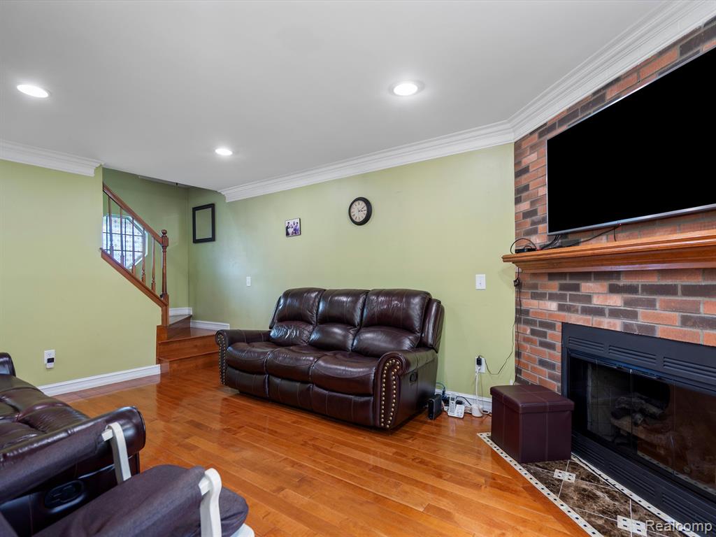 7323 S KINGSTON, Westland, MI — Photo 7