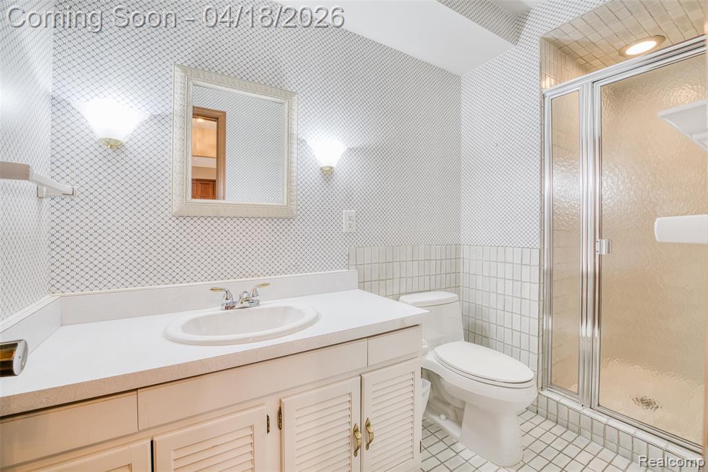 35631 Heritage Lane, Farmington, MI 48335 — Photo 24