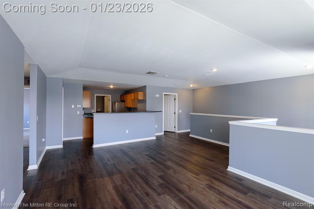 4055 Berkeley Avenue, 54, Canton, MI 48188 — Photo 6