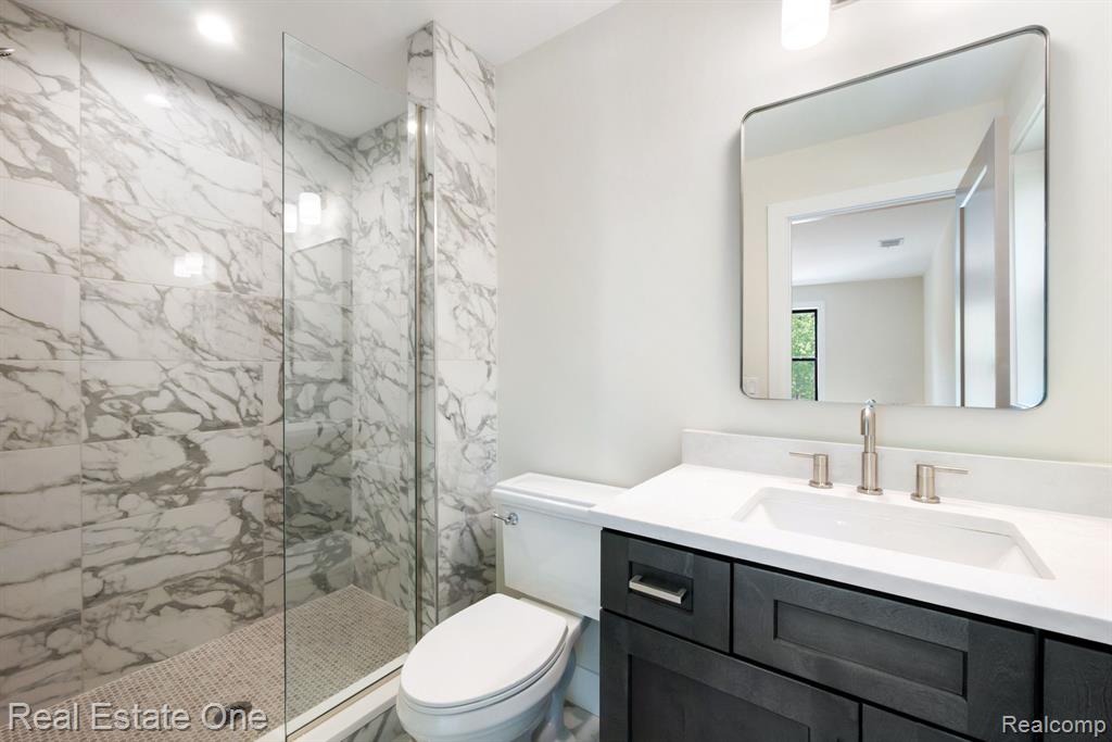 4016 W Webster Road, Royal Oak, MI 48073 — Photo 25