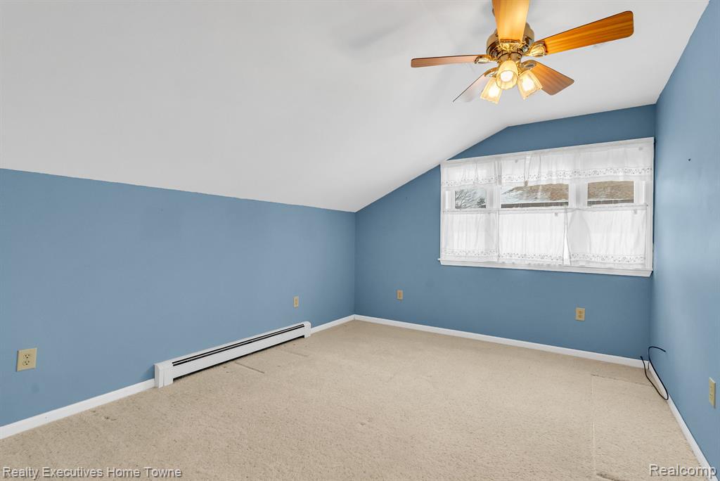 5430 Lakeshore Road, Fort Gratiot, MI 48059 — Photo 46