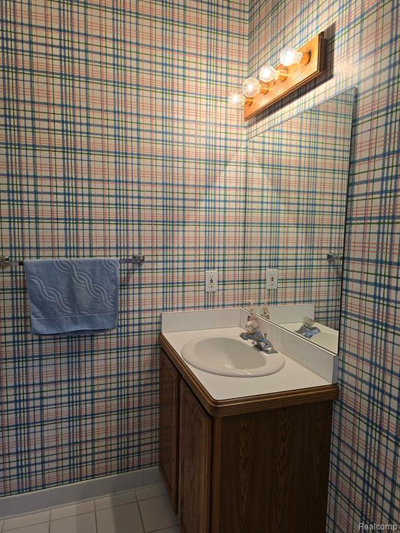 5618 NORTHCREST Crossing, Clarkston, MI — Photo 46