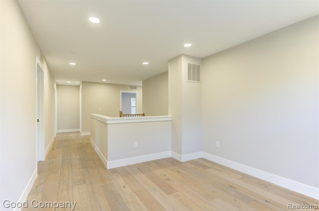 808 Irving Avenue, Royal Oak, MI 48067 — Photo 34