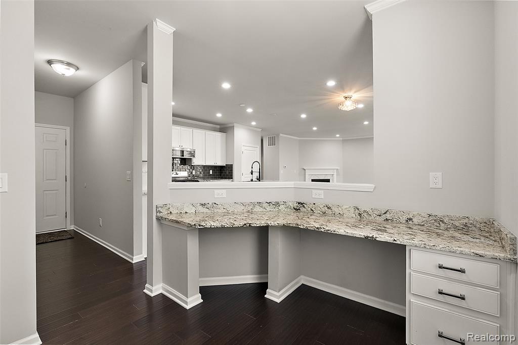 31065 Tremont Lane, Franklin, MI 48025 — Photo 16