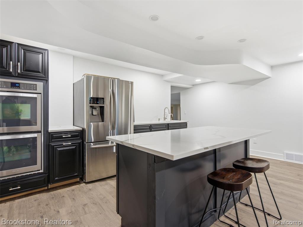 7450 Deerhill Drive, Clarkston, MI — Photo 47