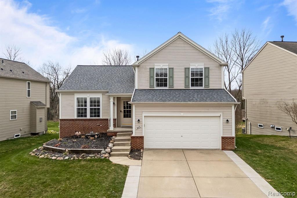 444 OTTER RUN Road, Holly, MI 48442 — Photo 2