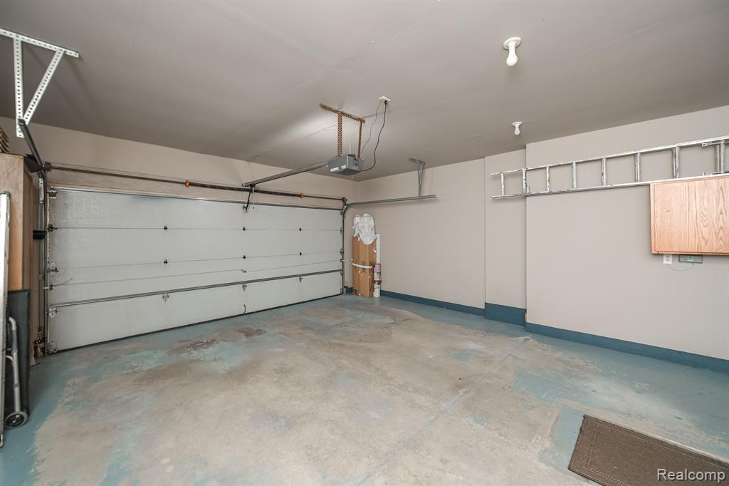 5842 GLEN CREEK Court, Ann Arbor, MI 48108 — Photo 29