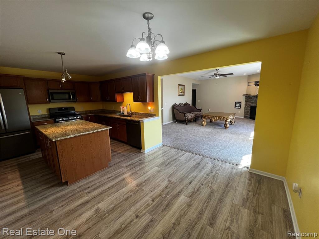 25260 32 Mile Road, Lenox, MI 48050 — Photo 9