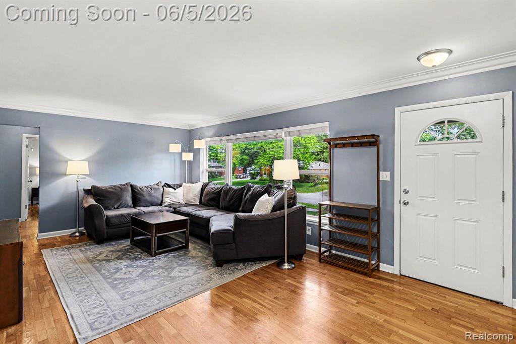 5603 Hallendale Road, Haslett, MI 48840 — Photo 4