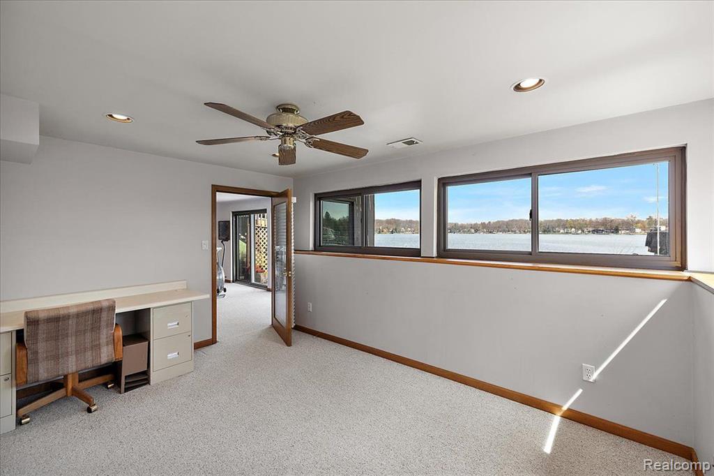 7322 MACEDAY LAKE Road, Waterford, MI 48329 — Photo 41