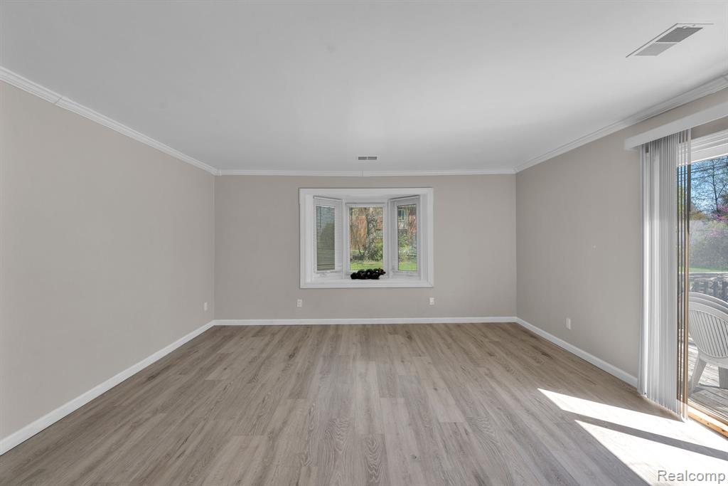 36845 Sibley Road, New Boston, MI 48164 — Photo 15