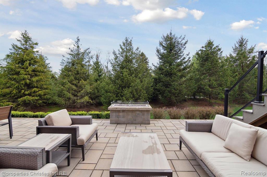 47660 WALES, Northville, MI 48167 — Photo 50