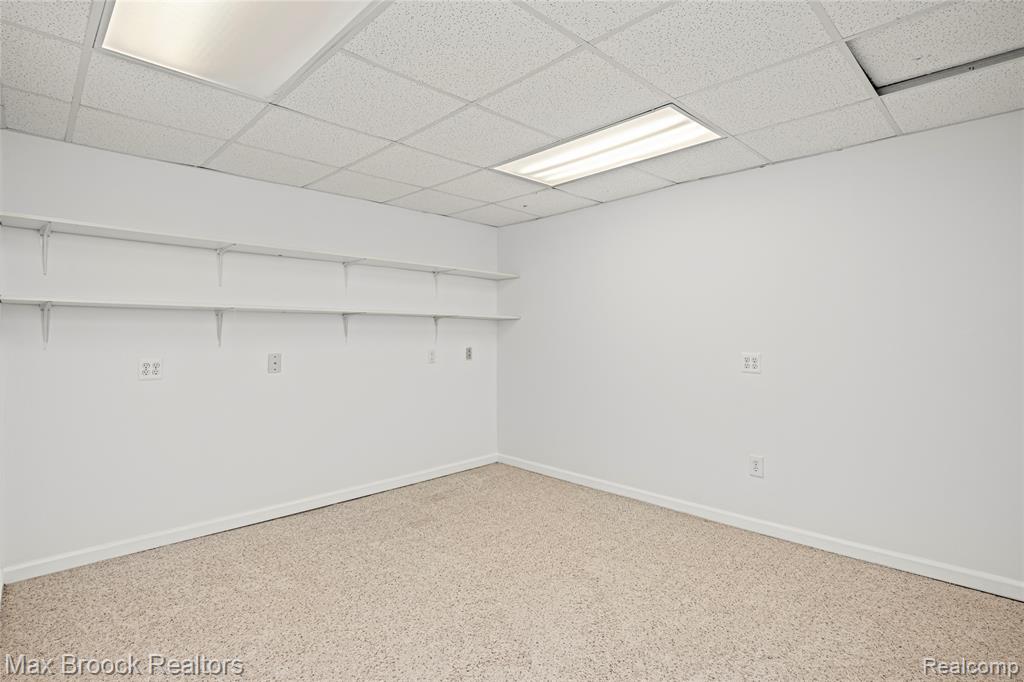 6901 Reed Court, West Bloomfield, MI — Photo 58