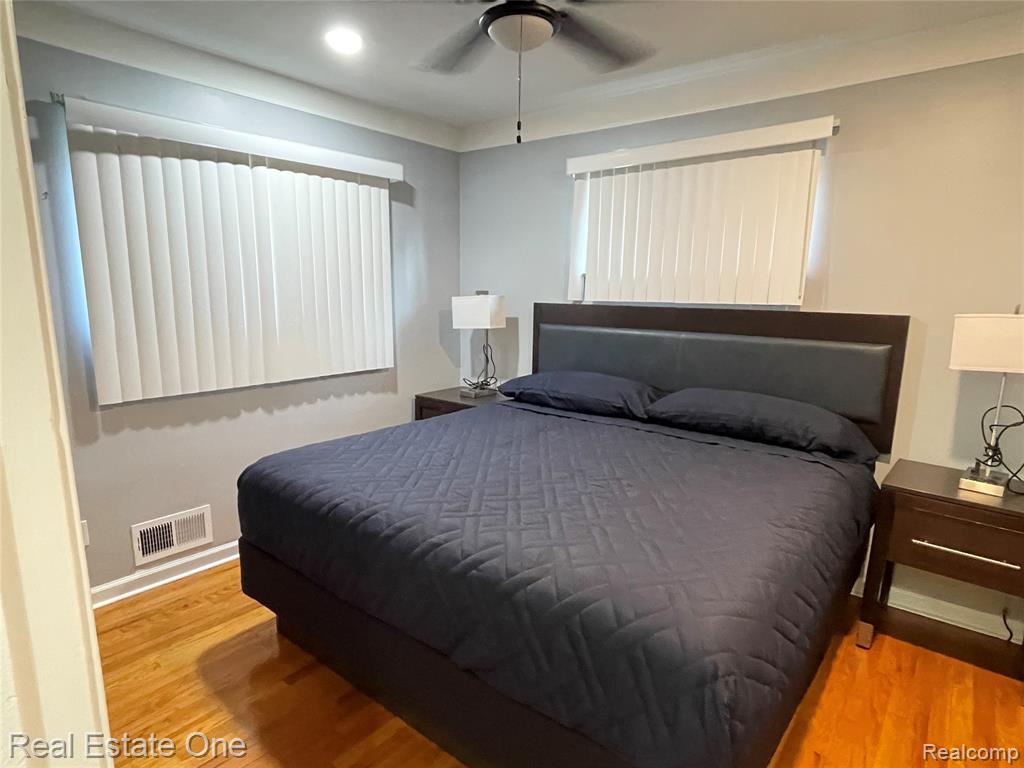 8232 Bailey Street, Taylor, MI 48180 — Photo 8