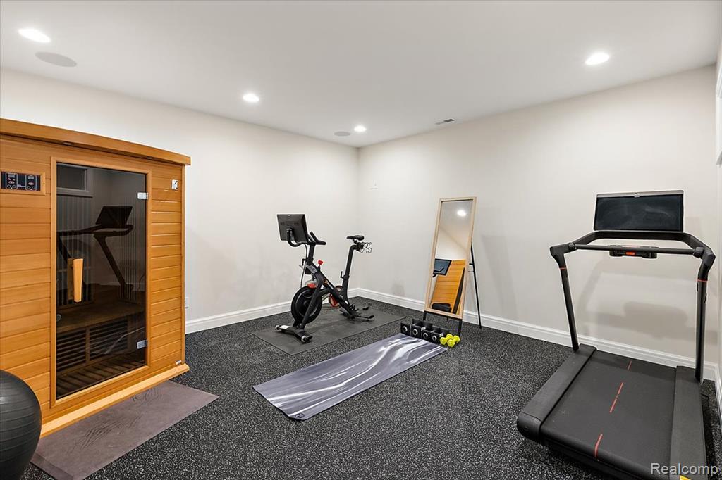 444 Hillboro Drive, Bloomfield, MI 48301 — Photo 59
