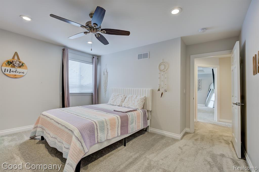 55575 HOGAN Drive, Macomb, MI 48042 — Photo 48
