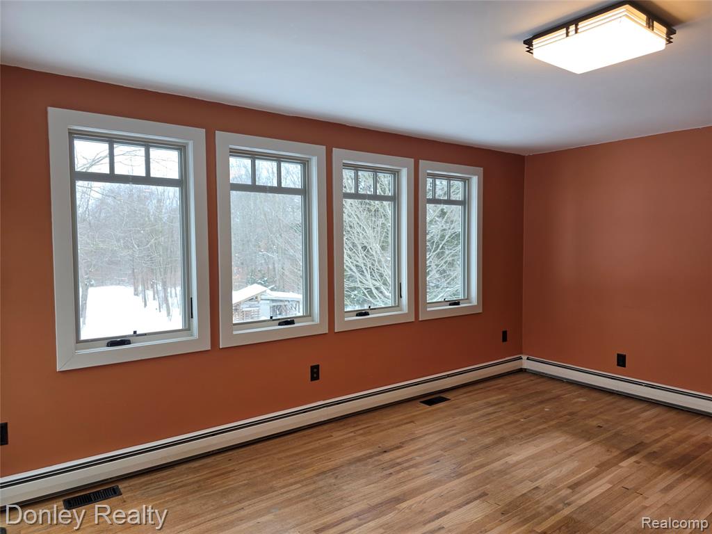 6453 Mack Road, Howell, MI 48855 — Photo 16