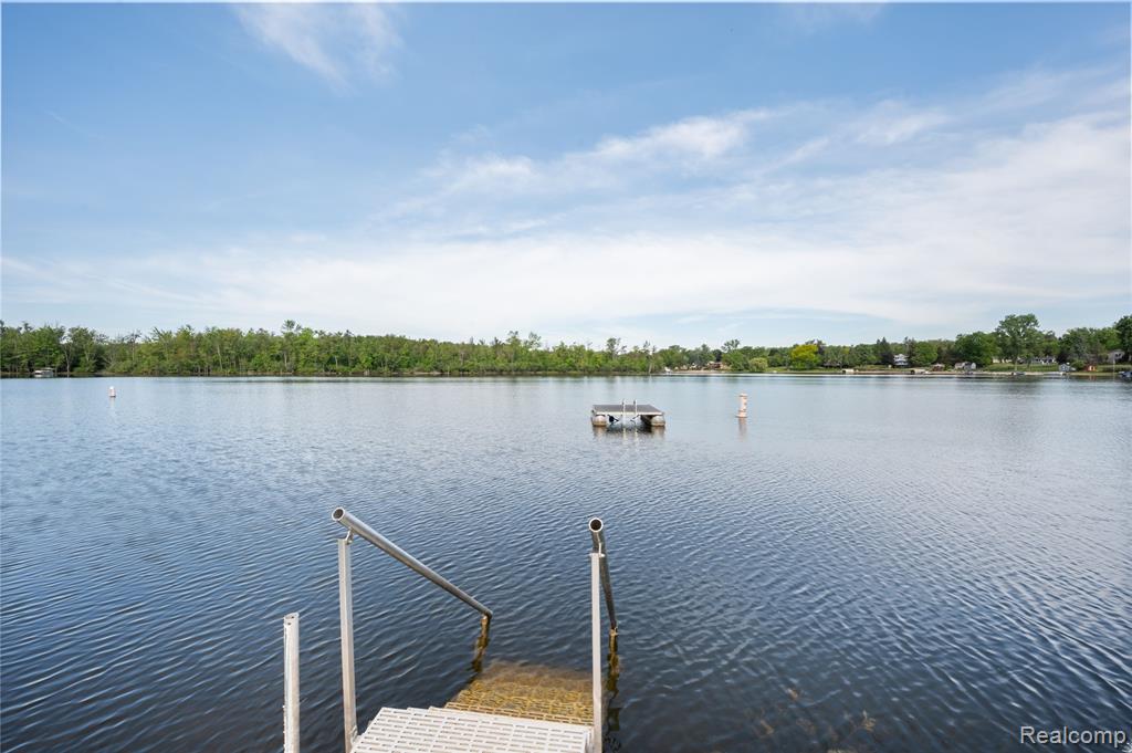 11830 Shenandoah Drive, 4, South Lyon, MI 48178 — Photo 18