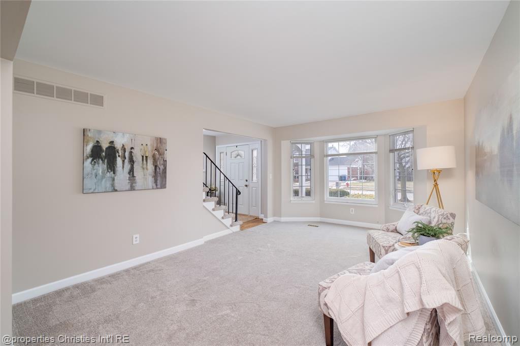 6158 Courtland Drive, Canton, MI 48187 — Photo 5