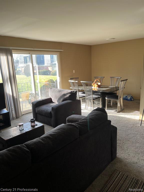 1852 COLONIAL VILLAGE Way, 2, Waterford, MI 48328 — Photo 8