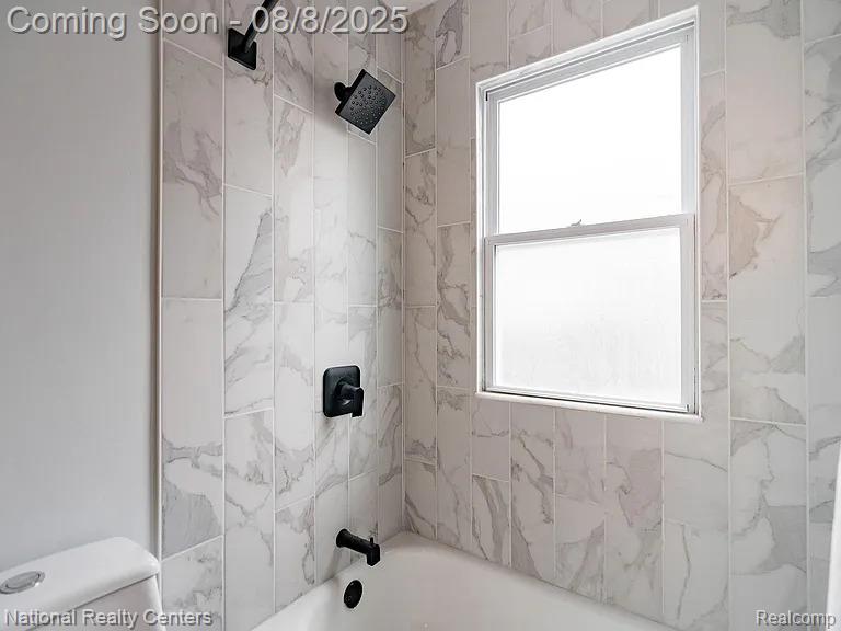 4727 Olivia Avenue, Royal Oak, MI 48073 — Photo 9
