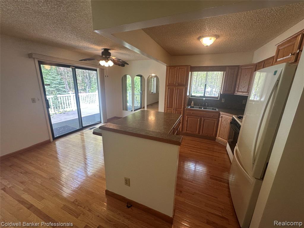 5398 Linger Lane, Lapeer, MI 48446 — Photo 6