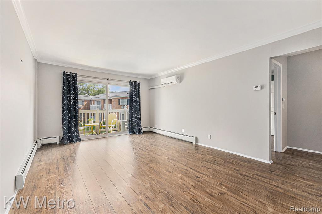 2400 Parmenter Boulevard, 207, Royal Oak, MI 48073 — Photo 5