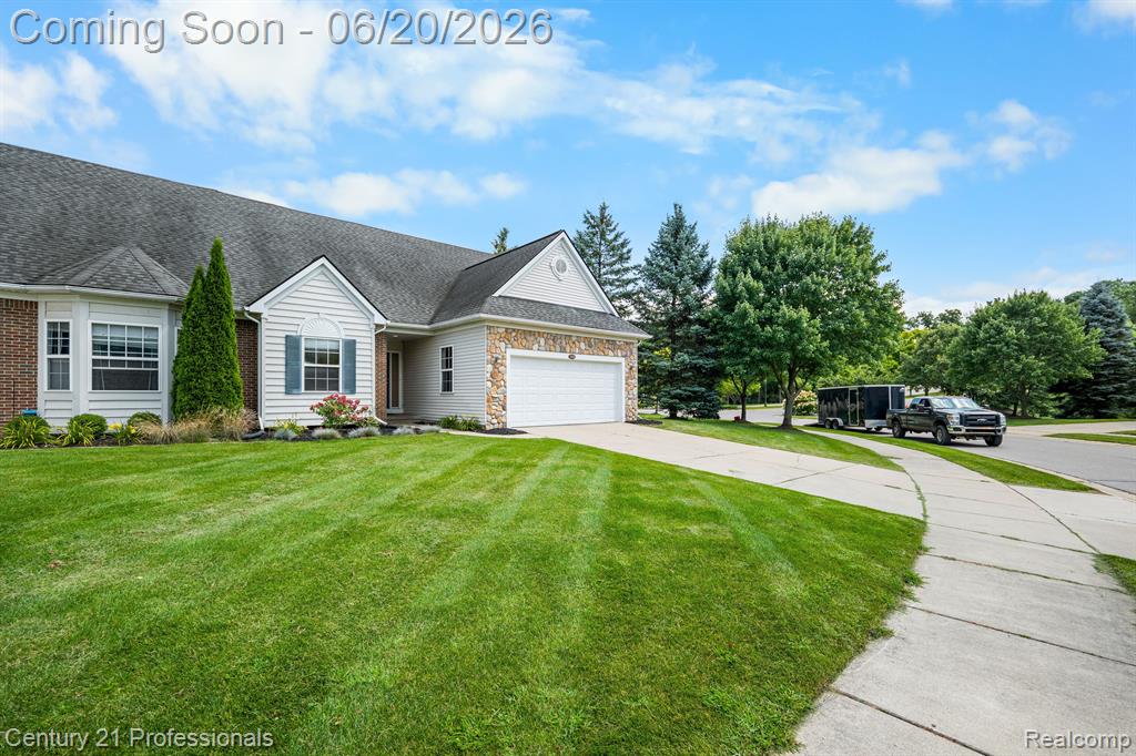 3305 Grove Lane, Auburn Hills, MI 48326 — Photo 4