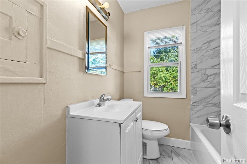 16653 Woodingham Drive, Detroit, MI 48221 — Photo 11