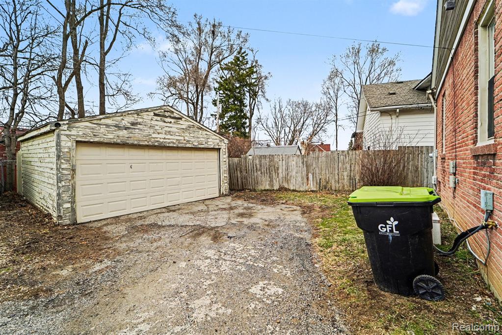 39 Neome Drive, Pontiac, MI 48341 — Photo 26