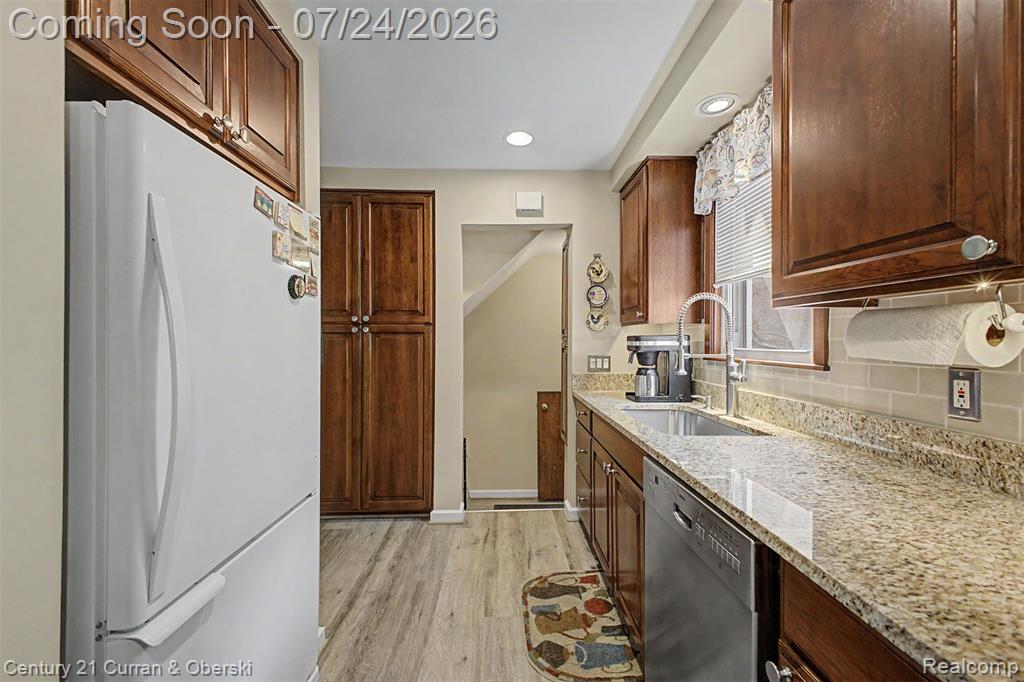 2660 Thomas Avenue, Berkley, MI 48072 — Photo 18