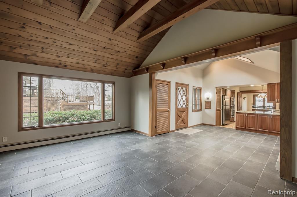 9149 LONGCROFT Drive, White Lake, MI — Photo 19