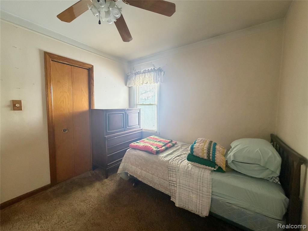 7041 Yinger Avenue, Dearborn, MI 48126 — Photo 20