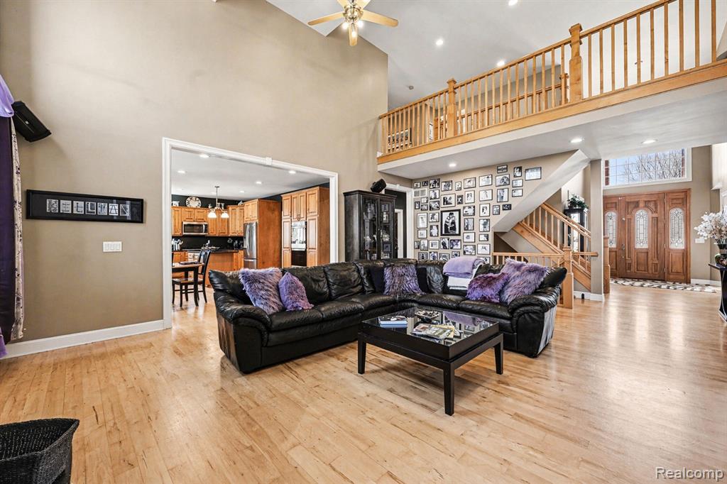 55256 Lee Rd Road, New Hudson, MI 48165 — Photo 5