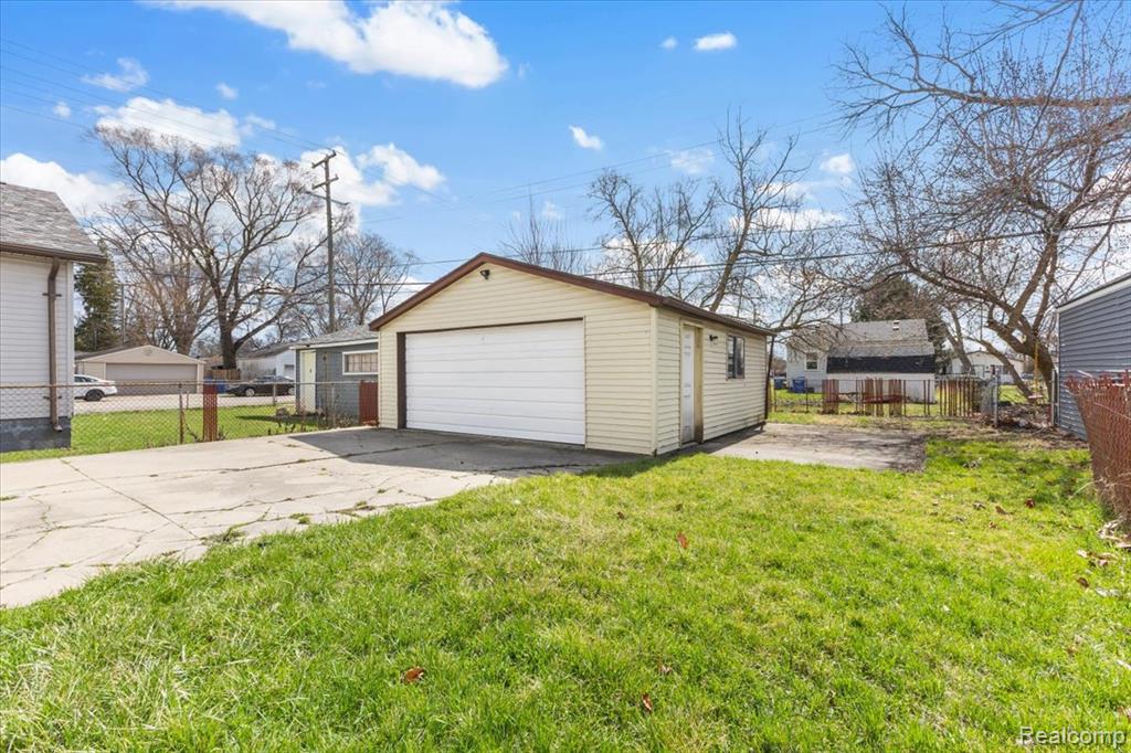 6808 Fisher Avenue, Warren, MI 48091 — Photo 17