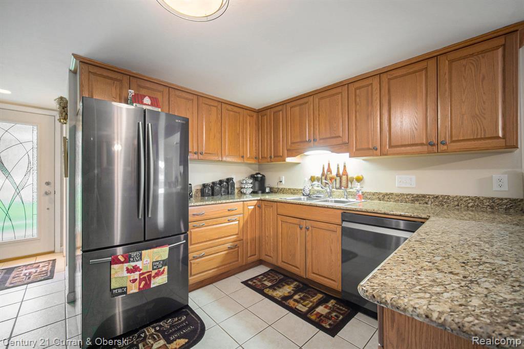 504 Olcott Lake Drive, Jackson, MI 49201 — Photo 18