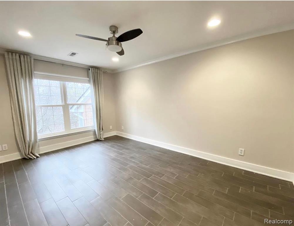 56657 SCOTLAND Boulevard, Shelby Twp, MI 48316 — Photo 12