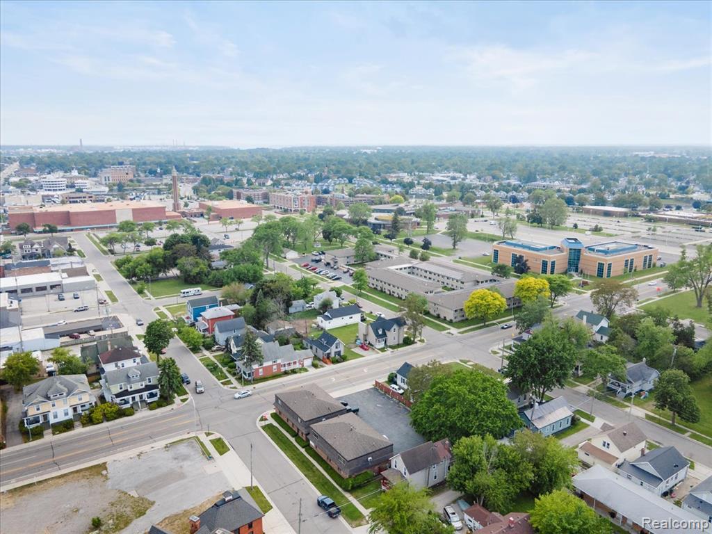 718 Superior Street, Port Huron, MI 48060 — Photo 31