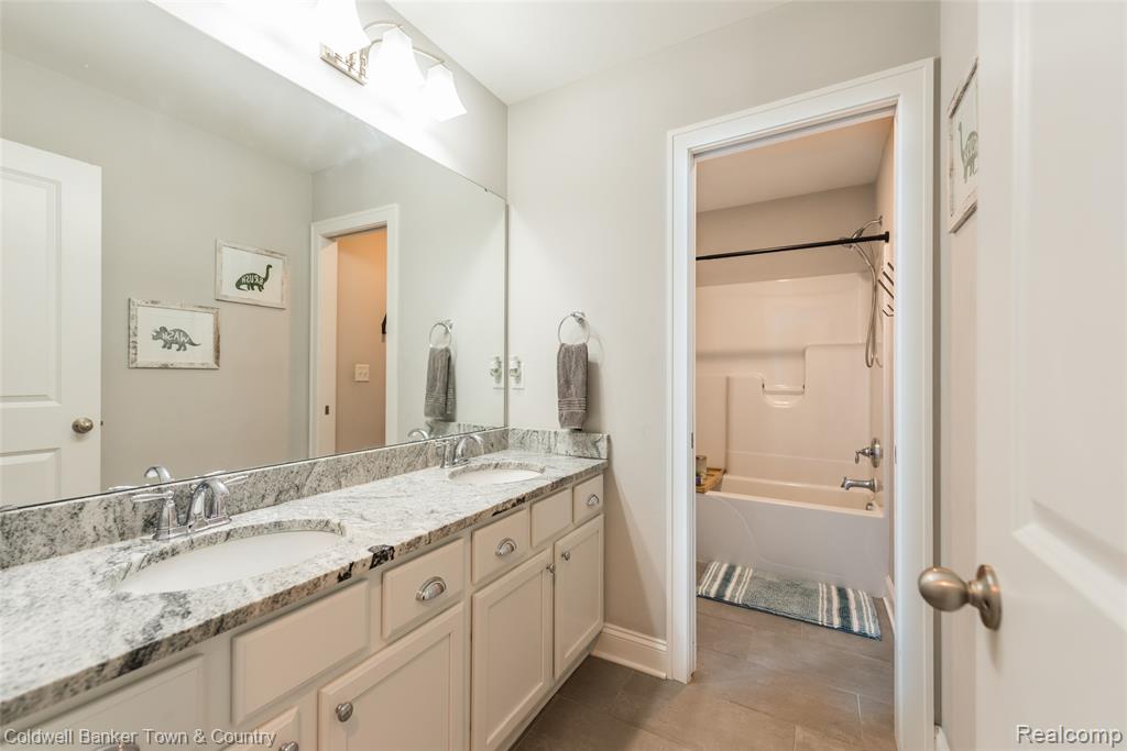 9522 Chalfonte Drive, Brighton, MI 48116 — Photo 46